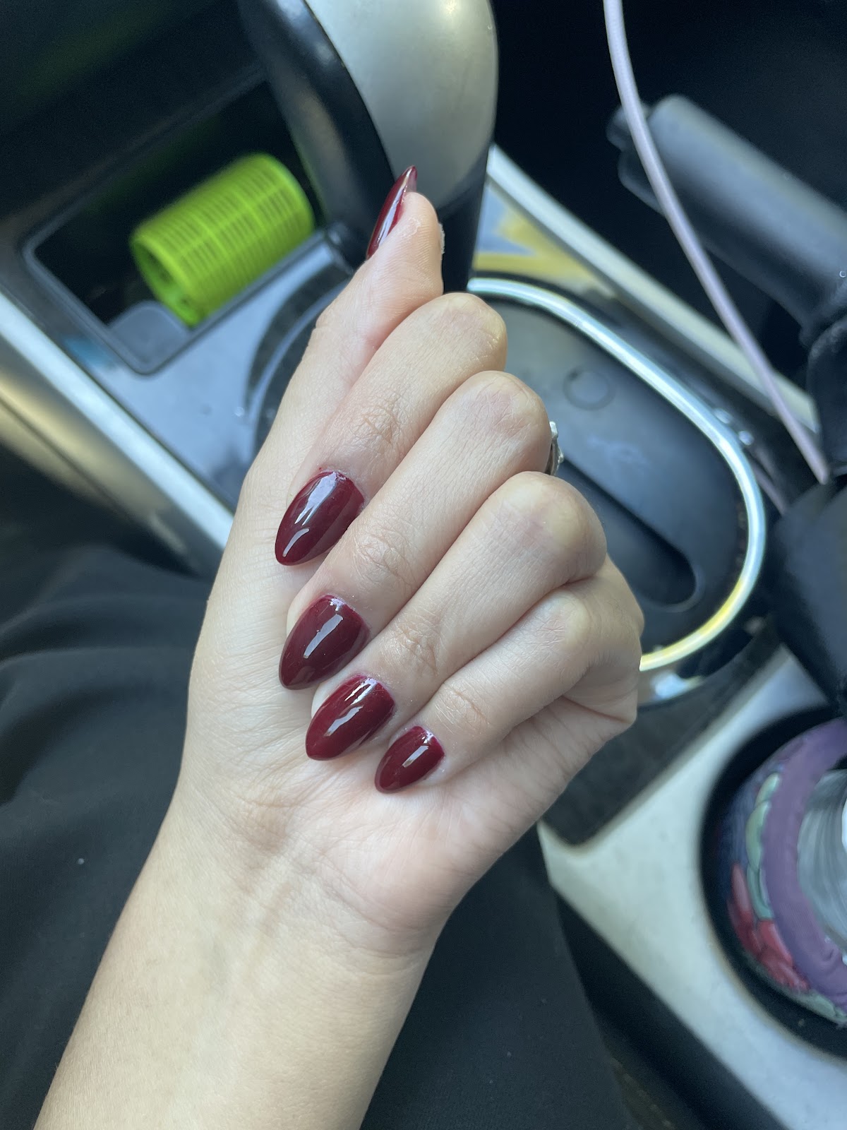 Vivi Nails